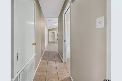 13476 Choctaw Dr, Tyler, TX 75709 - Photo 4
