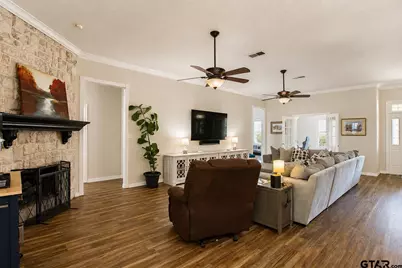 404 Lynn St, Whitehouse, TX 75791 - Photo 6
