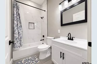 102 E Hillsboro, Tyler, TX 75702 - Photo 20
