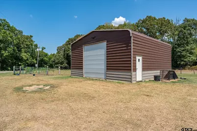 814 N Jarvis St, Troup, TX 75789 - Photo 28