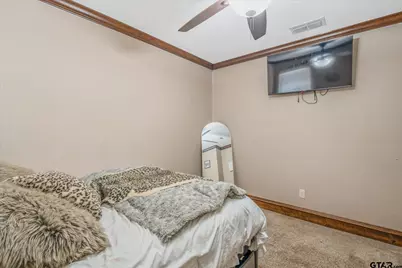 814 N Jarvis St, Troup, TX 75789 - Photo 18