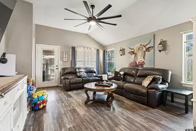 378 Molly Ln, Lindale, TX 75771 - Photo 12