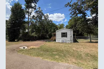 864 Elizabeth Dr, Bullard, TX 75757 - Photo 2