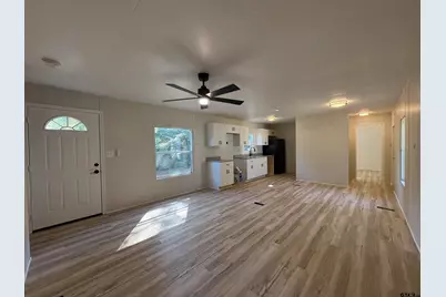 864 Elizabeth Dr, Bullard, TX 75757 - Photo 6