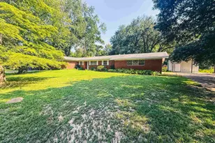 200 Highland Dr, Pittsburg, TX 75686 - Photo 16