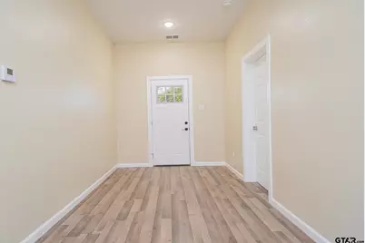 1104 N Bolivar, Marshall, TX 75670 - Photo 8