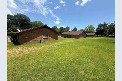 1007 Richey, Gladewater, TX 75647 - Photo 4