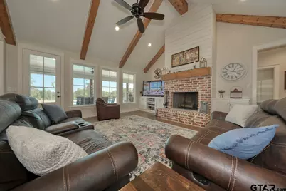 18347 Timber Oaks Drive, Lindale, TX 75771 - Photo 6