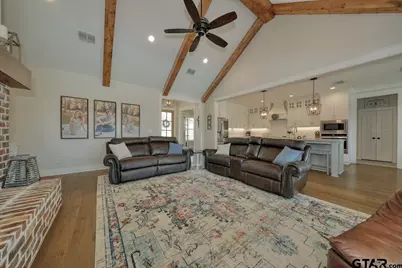 18347 Timber Oaks Drive, Lindale, TX 75771 - Photo 8