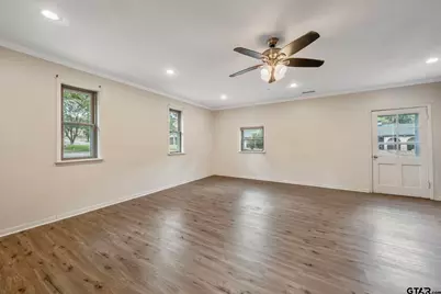 3100 Rosemary Ln, Tyler, TX 75701 - Photo 12