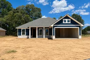 340 Erica Wy, Lindale, TX 75771 - Photo 1