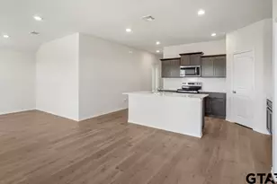 1904 Freeman St, Tyler, TX 75704 - Photo 12