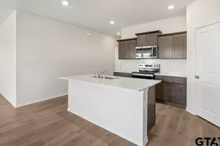 1964 Freeman St, Tyler, TX 75704 - Photo 6