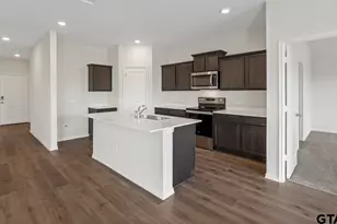 1956 Freeman St, Tyler, TX 75704 - Photo 4