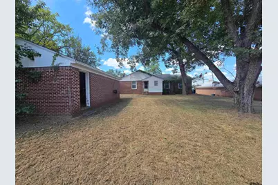 326 Hill Ave, Pittsburg, TX 75686 - Photo 24