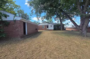326 Hill Ave, Pittsburg, TX 75686 - Photo 24