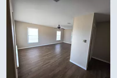 326 Hill Ave, Pittsburg, TX 75686 - Photo 10