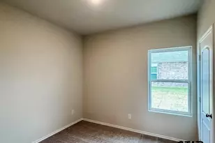 989 Martin St, Chandler, TX 75758 - Photo 6