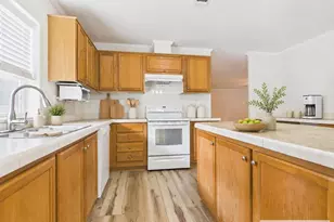 21104 Easy St, Chandler, TX 75758 - Photo 6