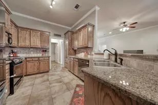 16594 Beauregard Dr, Tyler, TX 75703 - Photo 10