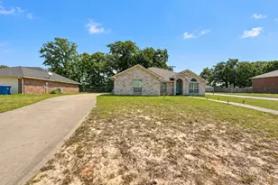 501 Noah Ln, Lindale, TX 75771 - Photo 4