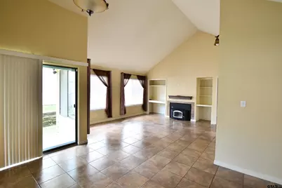 1725 Eaglewood, Tyler, TX 75703 - Photo 2