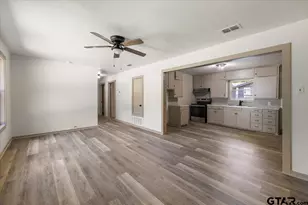 313 Butler St, Rusk, TX 75785 - Photo 2