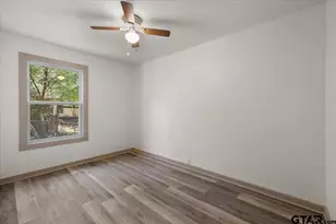 313 Butler St, Rusk, TX 75785 - Photo 10