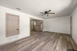 313 Butler St, Rusk, TX 75785 - Photo 4