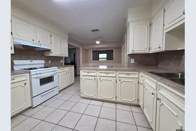 1404 Woodbridge Dr., Tyler, TX 75703 - Photo 14