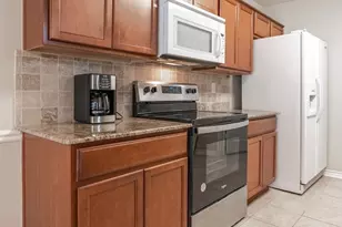421 W Cumberland Rd, Tyler, TX 75703 - Photo 12