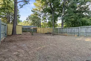 309 A Blake Dr, Longview, TX 75604 - Photo 16