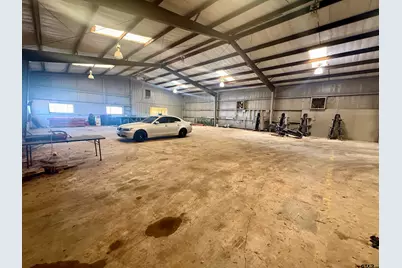 2005 Tile Factory Rd, Palestine, TX 75801 - Photo 32