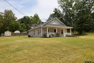 129 Dr Mlk Jr Dr, Gladewater, TX 75647 - Photo 2