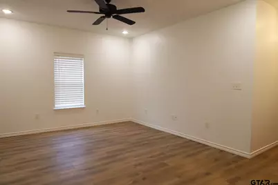 129 Dr Mlk Jr Dr, Gladewater, TX 75647 - Photo 24
