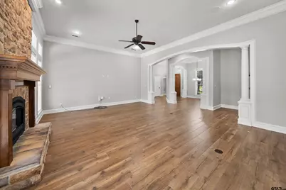 2322 Kingsmill Cir, Tyler, TX 75703 - Photo 6