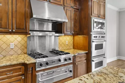 2322 Kingsmill Cir, Tyler, TX 75703 - Photo 12