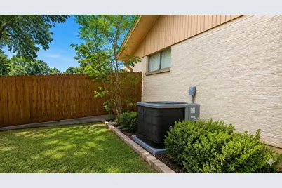 1911 Sterling Dr, Tyler, TX 75701 - Photo 12
