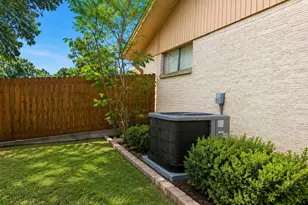 1911 Sterling Dr, Tyler, TX 75701 - Photo 12