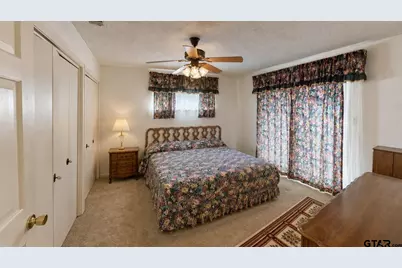 1911 Sterling Dr, Tyler, TX 75701 - Photo 8