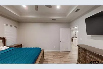 102 Oak Trail Crk, Kilgore, TX 75662 - Photo 16