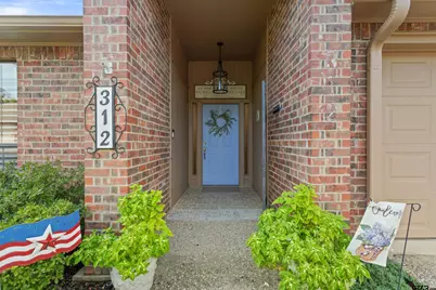 312 Amberwood, Tyler, TX 75701 - Photo 2
