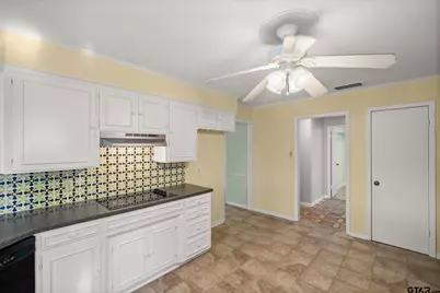 2813 Rockbridge, Tyler, TX 75701 - Photo 12