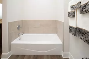6143 Hamilton Mdws Wy, Tyler, TX 75703 - Photo 18