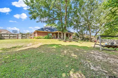 3808 Clarkway Place, Longview, TX 75605 - Photo 8
