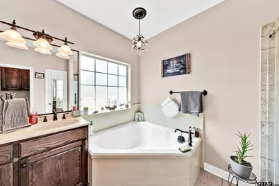 3808 Clarkway Place, Longview, TX 75605 - Photo 30