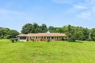 5010 Bobwhite Rd, Gilmer, TX 75645 - Photo 1
