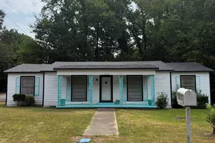 1012 Harmon Dr, Longview, TX 75602 - Photo 1