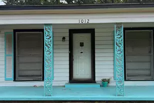 1012 Harmon Dr, Longview, TX 75602 - Photo 2