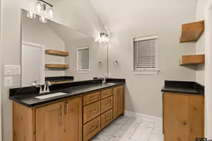 1628 Legacy Dr, Tyler, TX 75703 - Photo 8